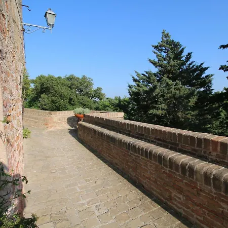 Flat In Piticchio With Scenic Views & Pool Apartment Arcevia