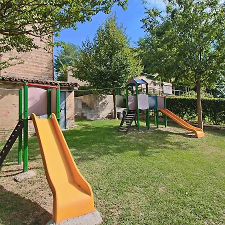 Flat in Piticchio with Scenic Views&Pool * Arcevia